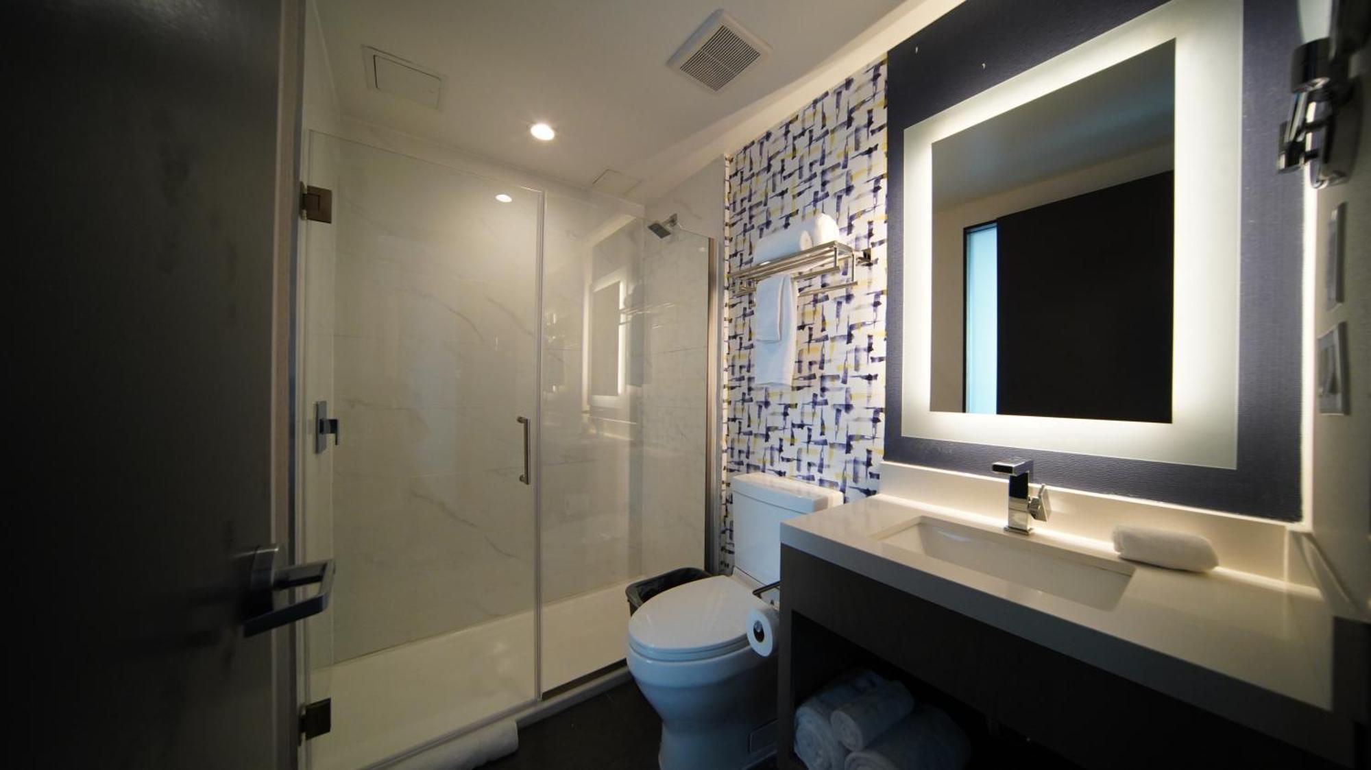 Doubletree By Hilton Long Island City, Ny New York Exterior photo