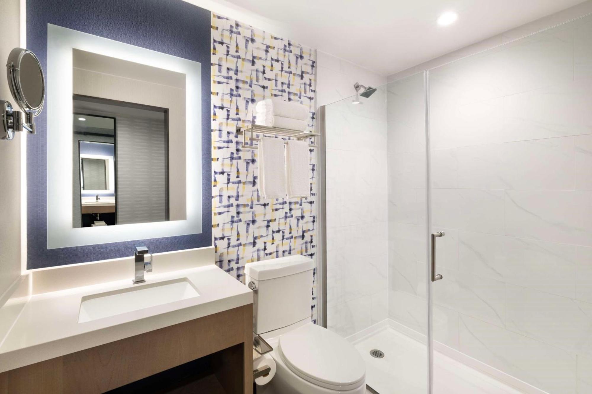 Doubletree By Hilton Long Island City, Ny New York Exterior photo