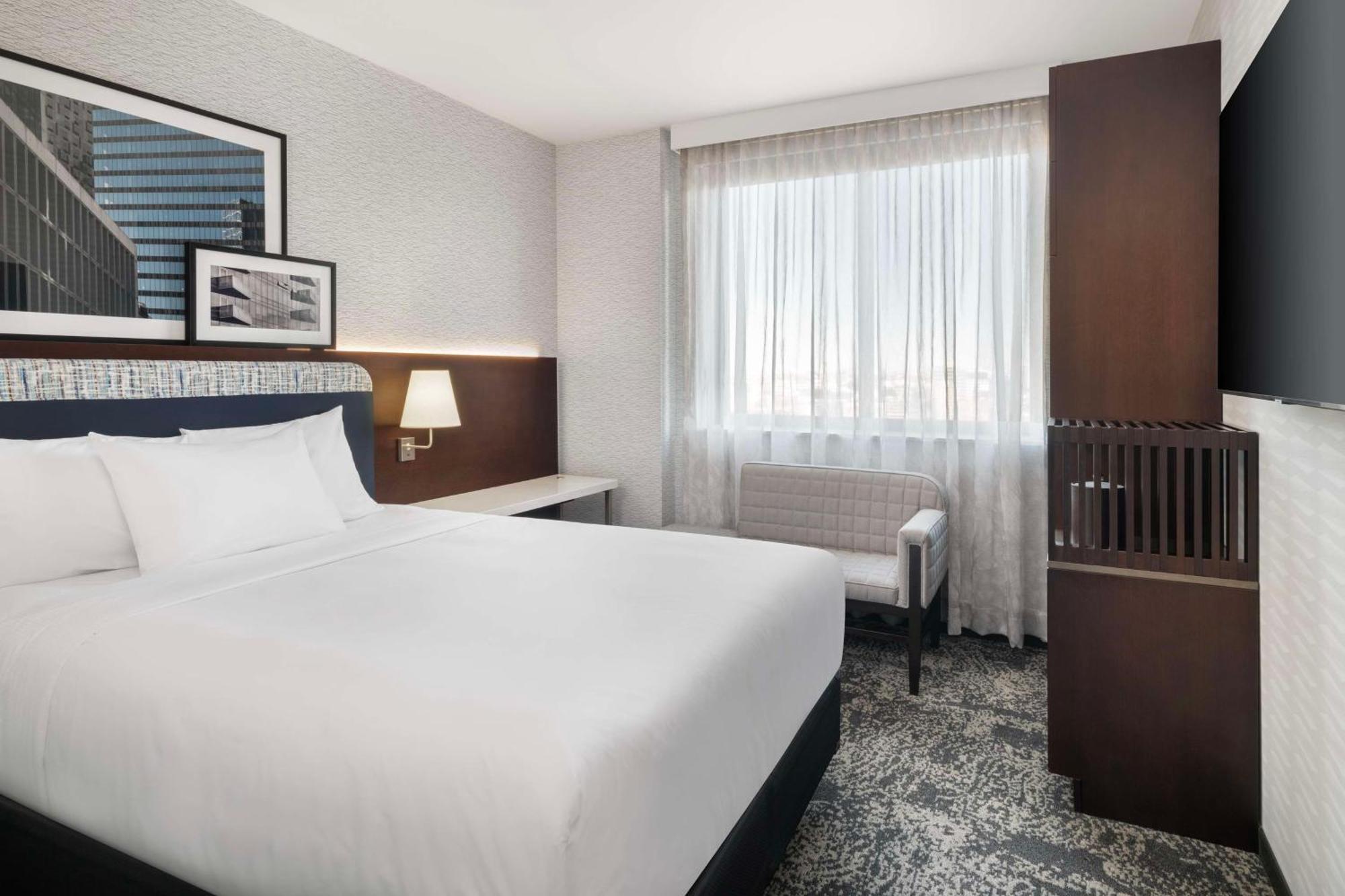 Doubletree By Hilton Long Island City, Ny New York Exterior photo