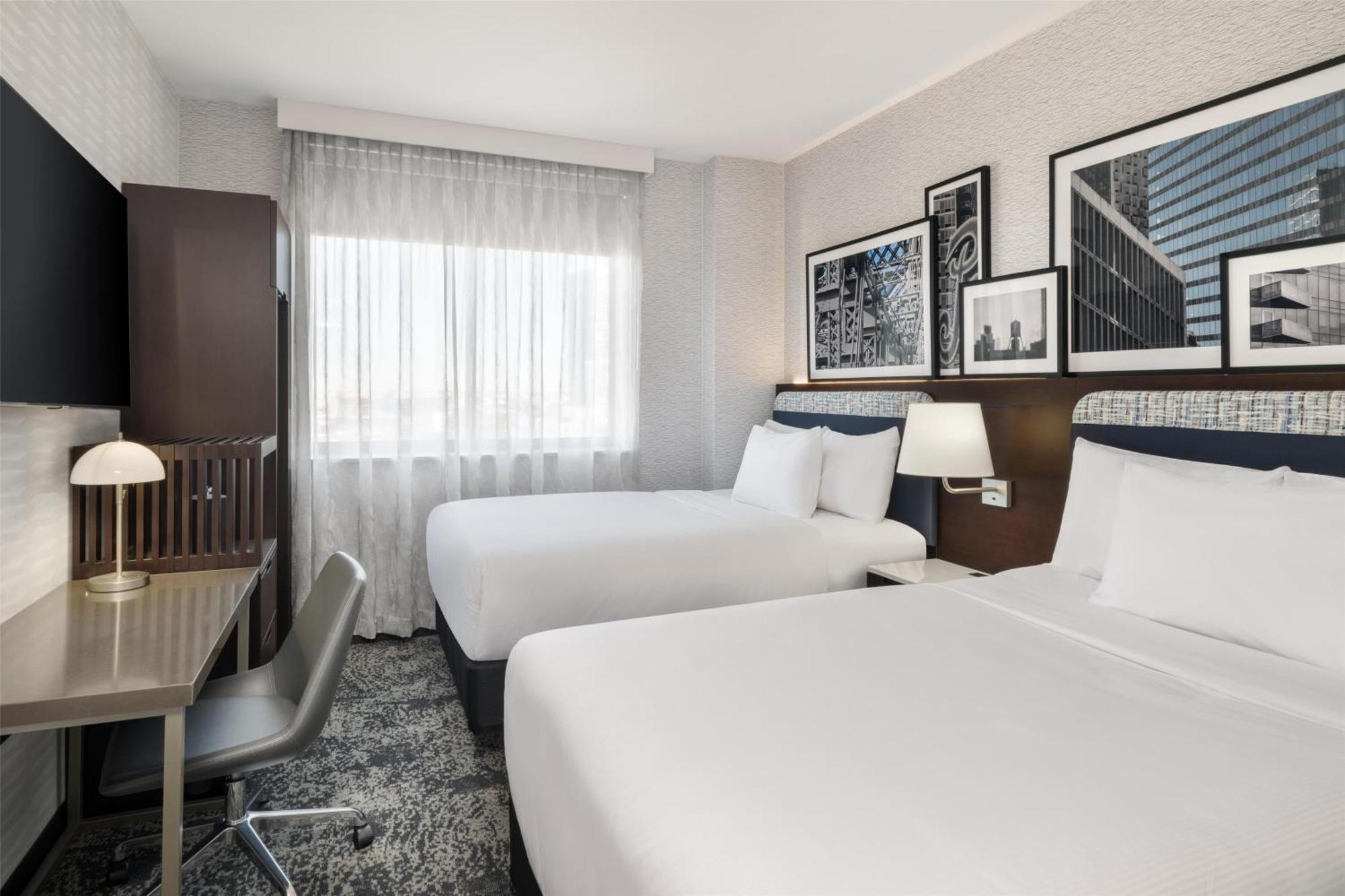 Doubletree By Hilton Long Island City, Ny New York Exterior photo