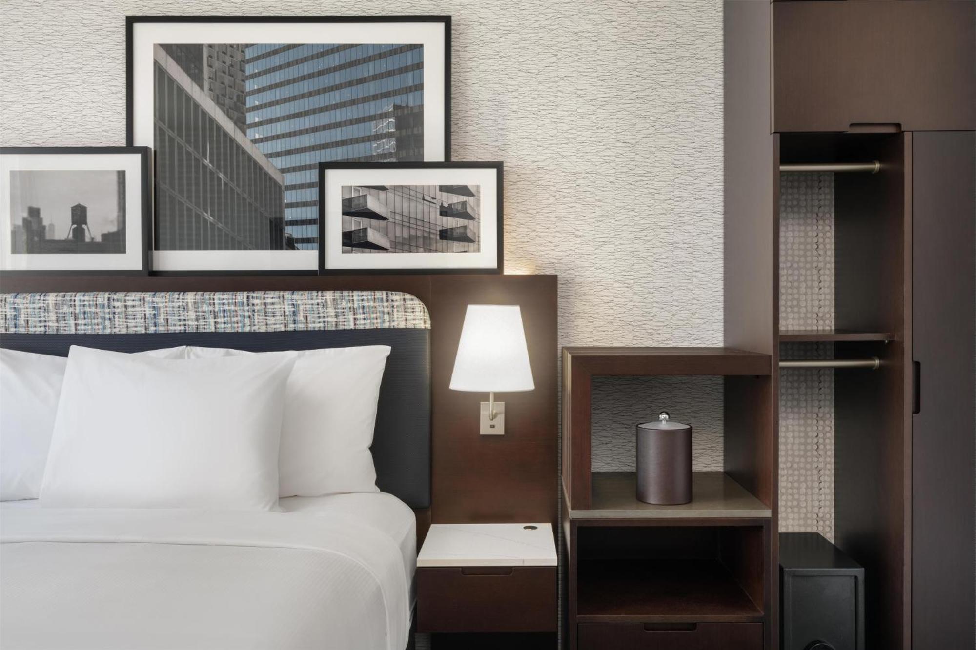 Doubletree By Hilton Long Island City, Ny New York Exterior photo